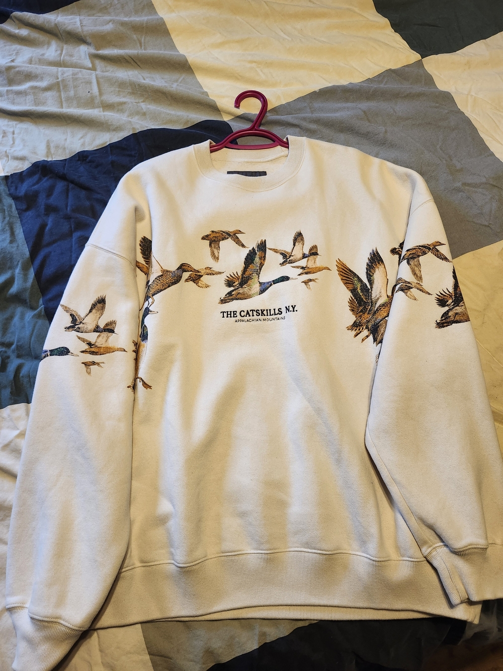 Abercrombie & Fitch Cream Crewneck with Flying Duck Graphic